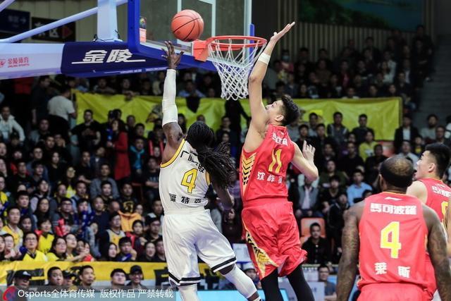 震惊！CBA通报处罚广厦，背后真相令人深思！