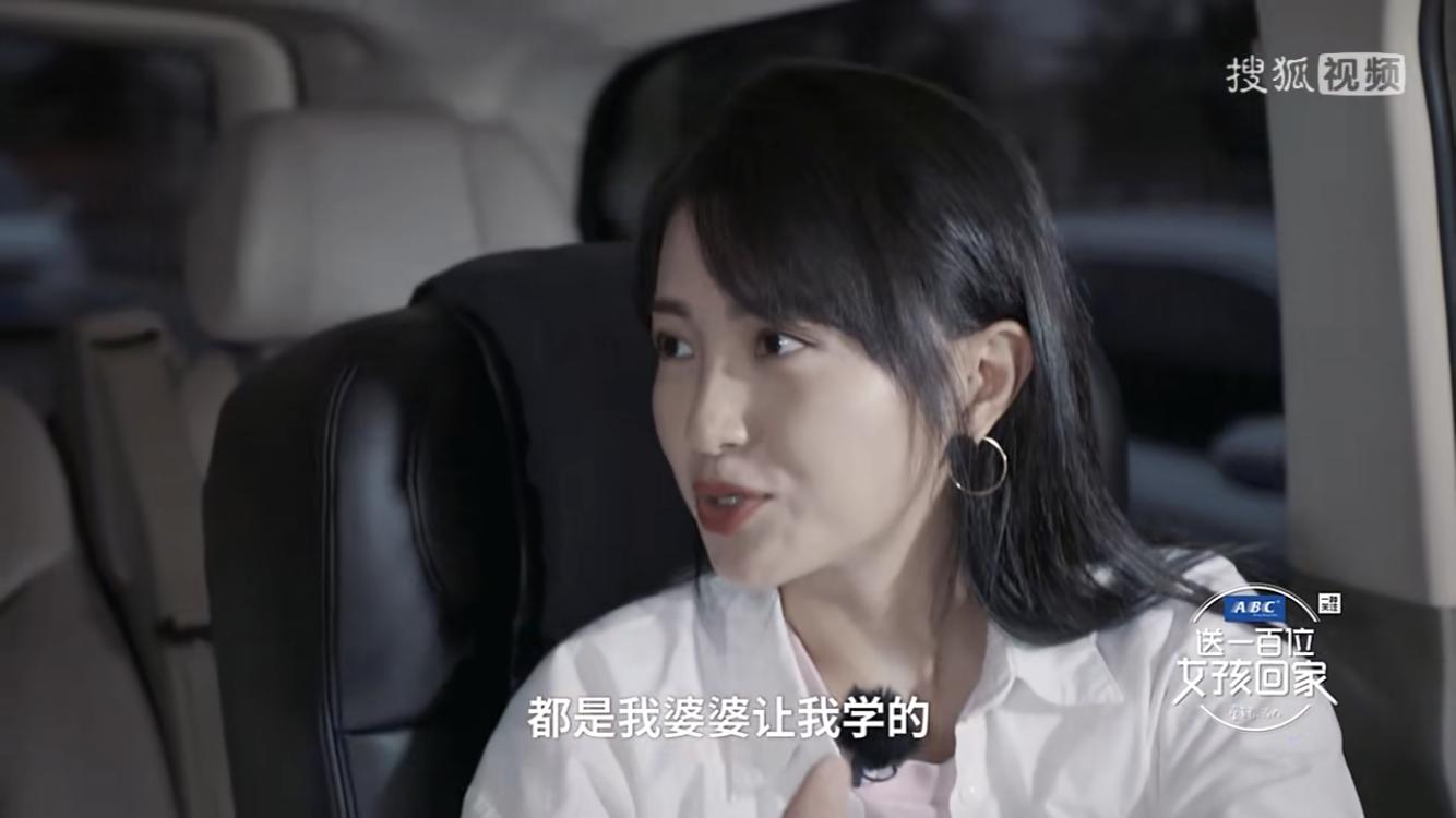 包贝尔官宣二胎出生
