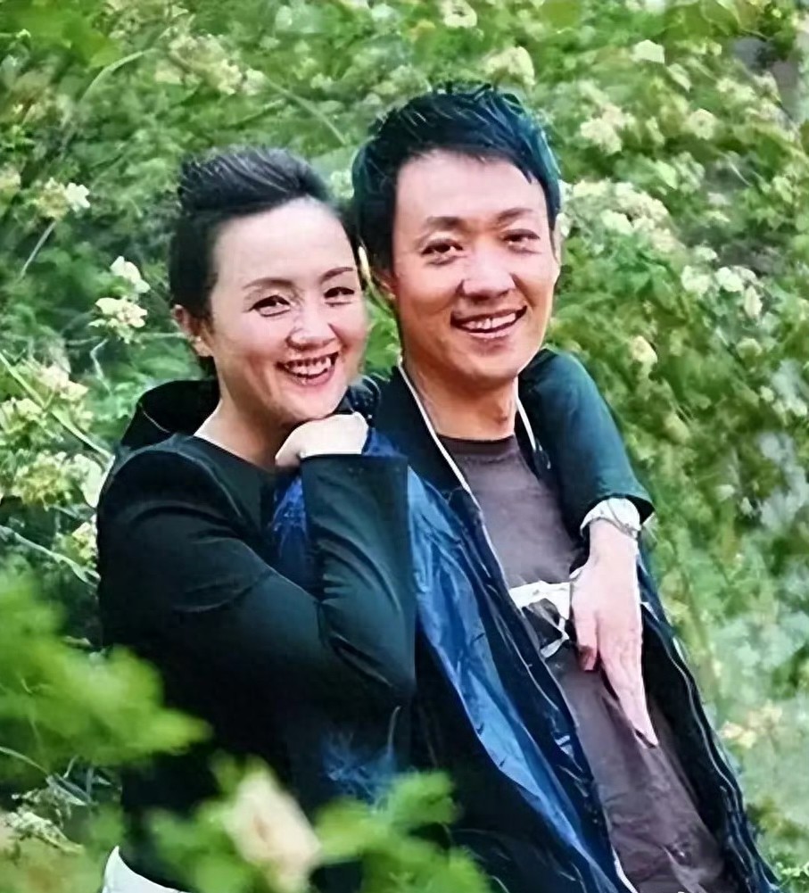 辛柏青发布妻子朱媛媛去世讣告