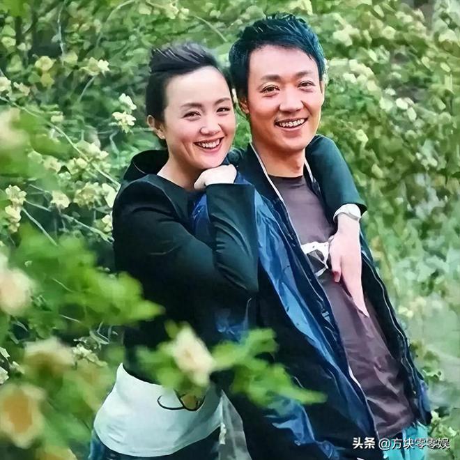 辛柏青换蜡烛头像悼念朱媛媛：深情缅怀背后的故事