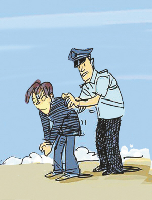 "惊险！小偷被追到体力不支，市民合力擒获！背后故事令人深思"